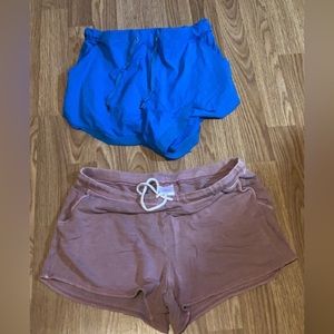 2 workout shorts sz s